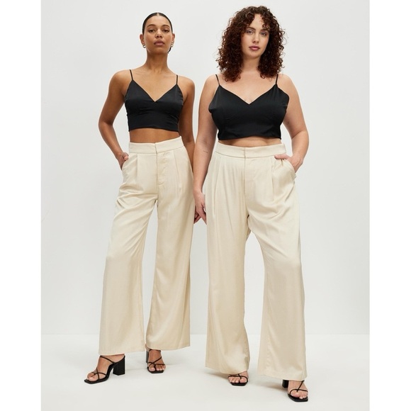 SOLD Abercrombie • Satin Tailored Wide Leg Pant trouser silky flat front Cream - Picture 3 of 15